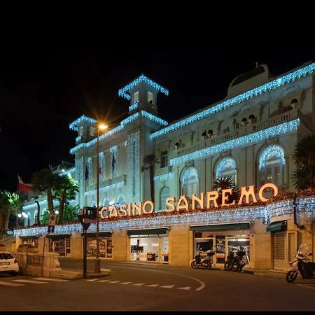 Vasca Idromassaggio, Appartamento Incantevole Sanremo Exterior foto